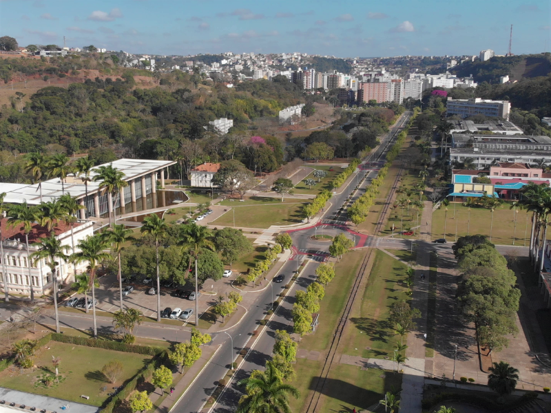 universidade federal brasileira